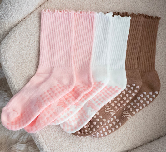 3 Pack Neapolitan Ruffle Crew Grip Socks